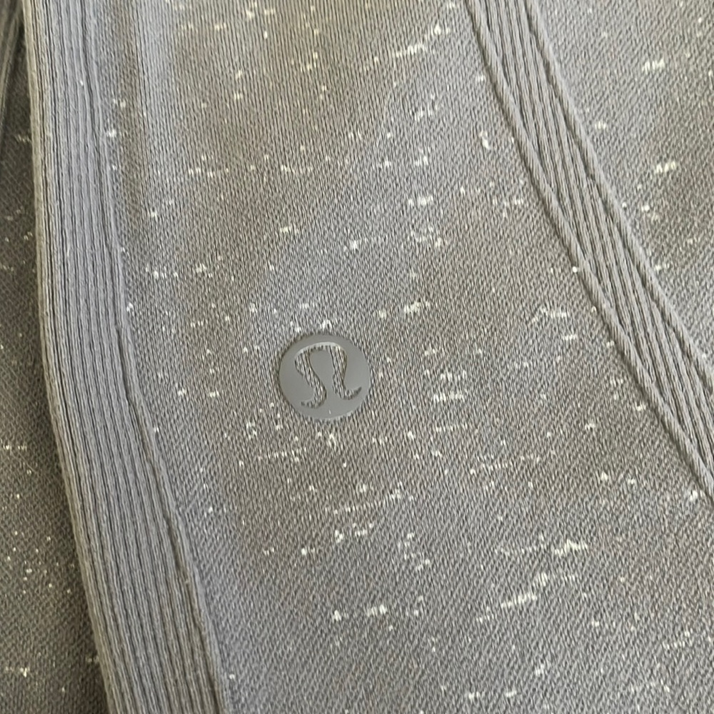 Lululemon leggings - Picture 4 of 4